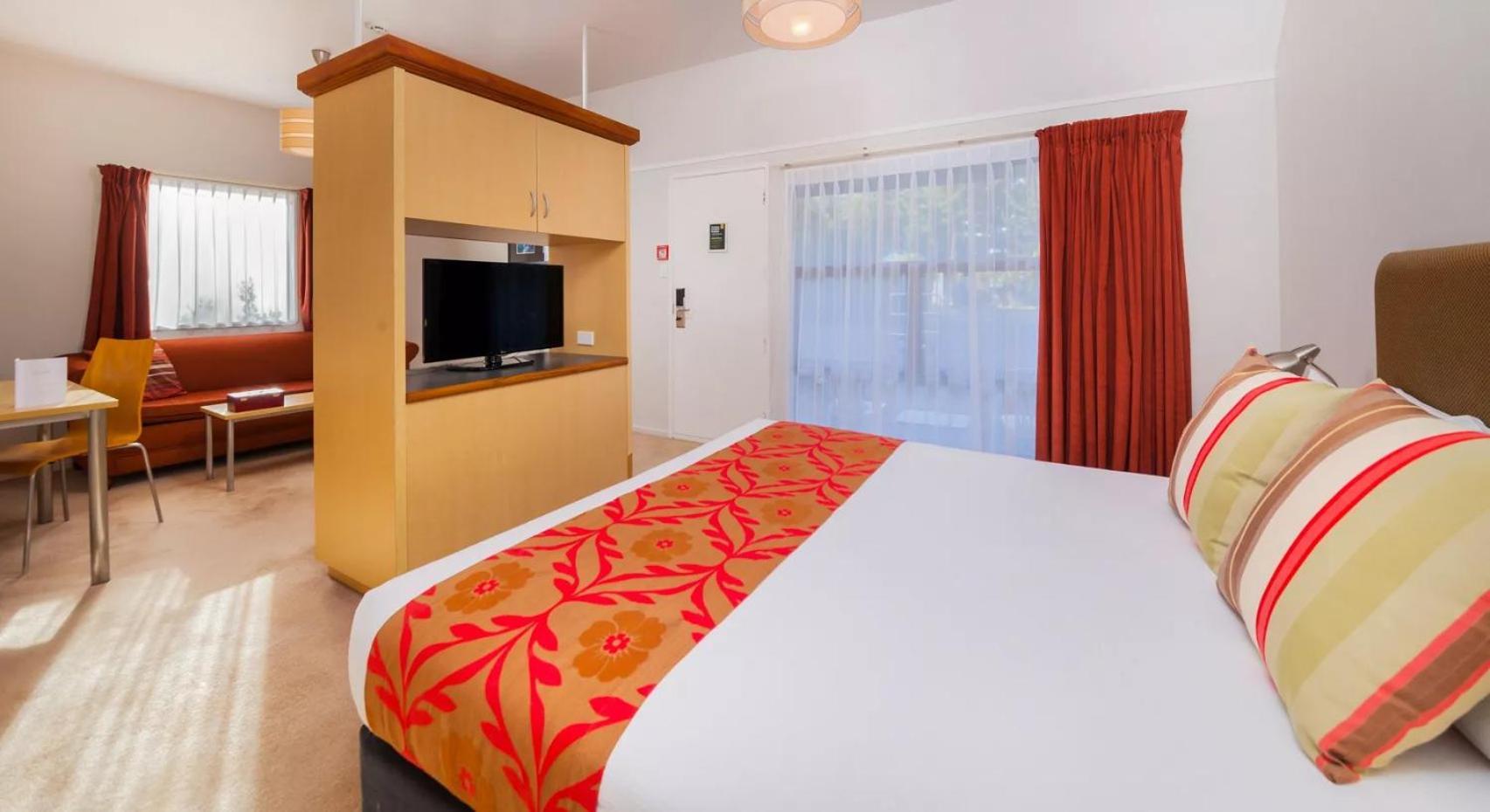 Resort Wairakei 4*